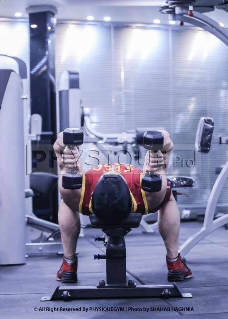 آموزش حرکت پشت بازو دمبل خوابیده دست موازی